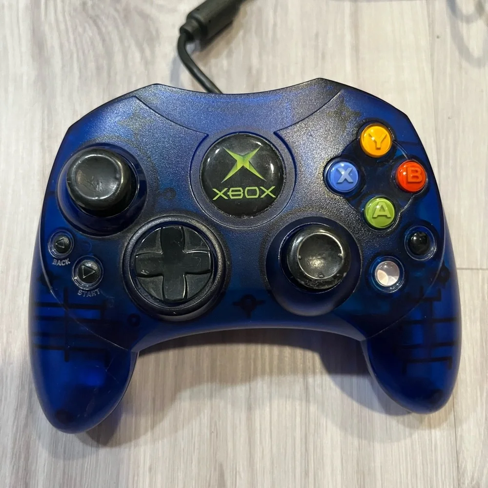 X Box Blue‎ Wired Controller